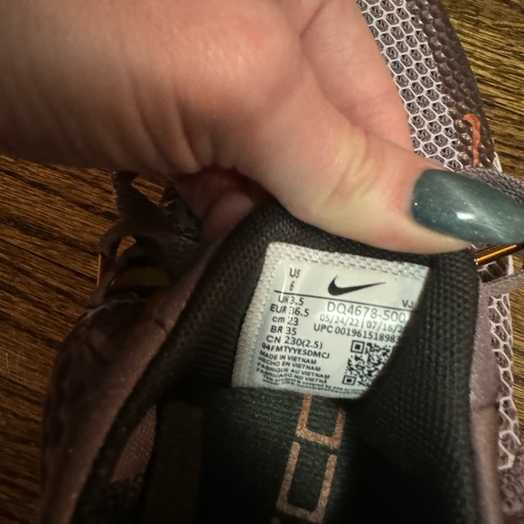 Purple Nike metcon 4 - Picture 4 of 5